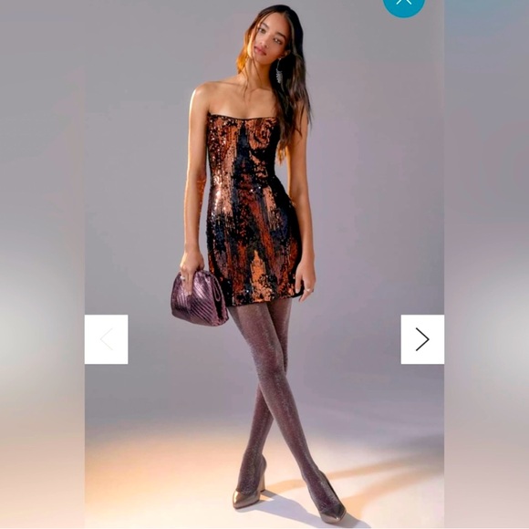 Anthropologie Dresses & Skirts - Anthropologie Strapless Sequin Mini Dress in Rose Gold, Black, & Rust Streak I 4